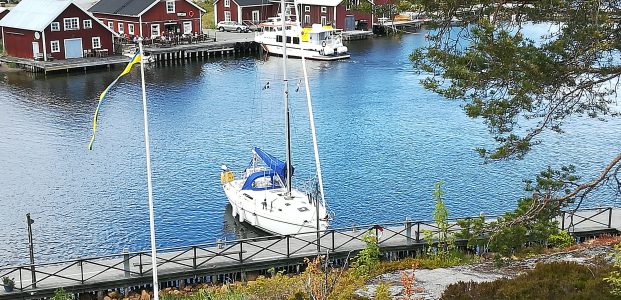 Bobbing to Bönhamn